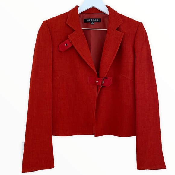 Anne Klein 2 Piece Burnt Red Blazer & Satin Hem Suit Sz 4, fits like a 6p. - Picture 2 of 9